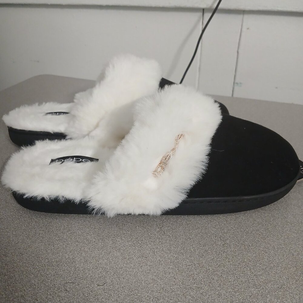 Woman’s BEBE Memory Foam Slippers XL 10/11. NWT